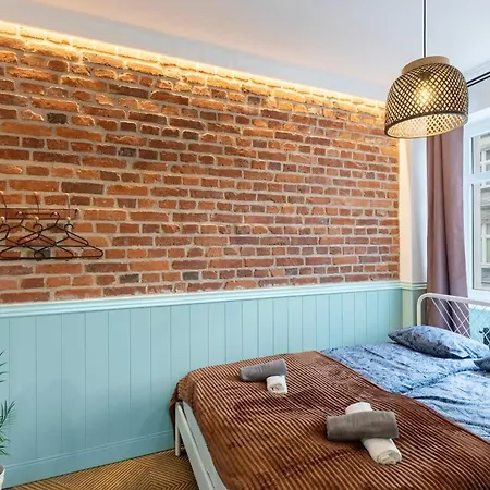 Kotlarska Snug Escape *