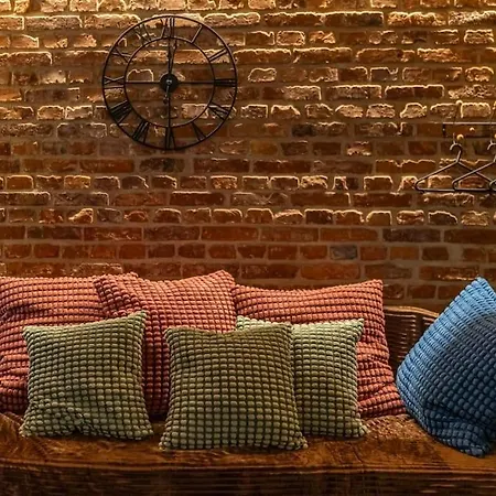 Kotlarska Snug Escape Βρότσλαβ