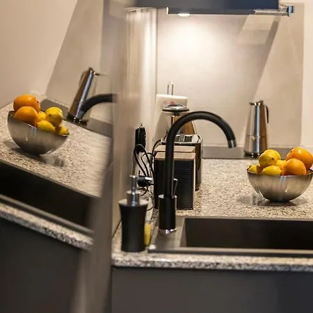 Kotlarska Snug Escape Βρότσλαβ