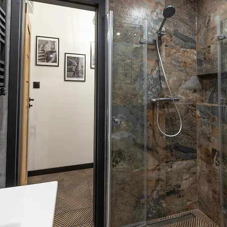 Διαμέρισμα Kotlarska Snug Escape *